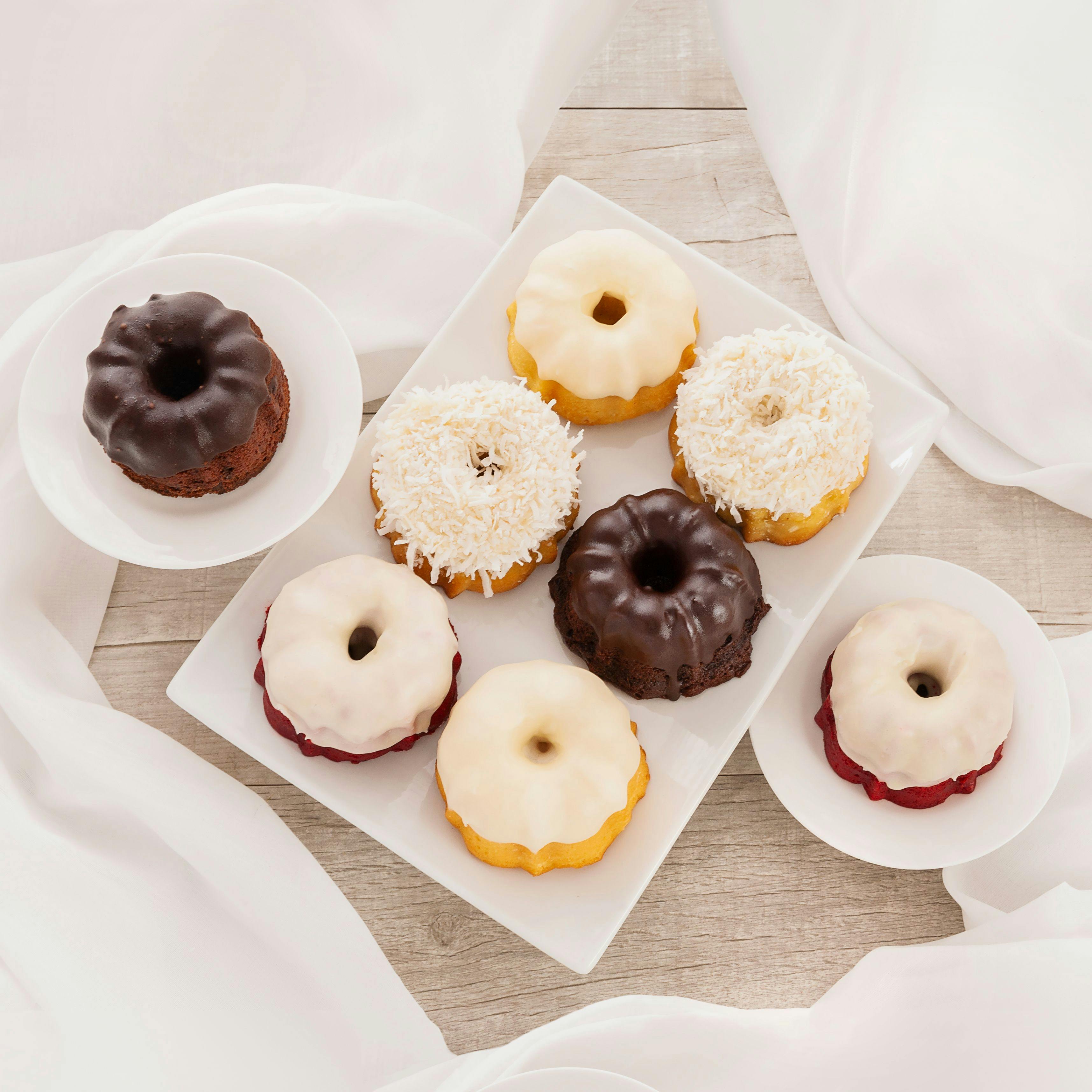 Assorted Mini Bundt Cakes 8 Pack By We Take The Cake Goldbelly