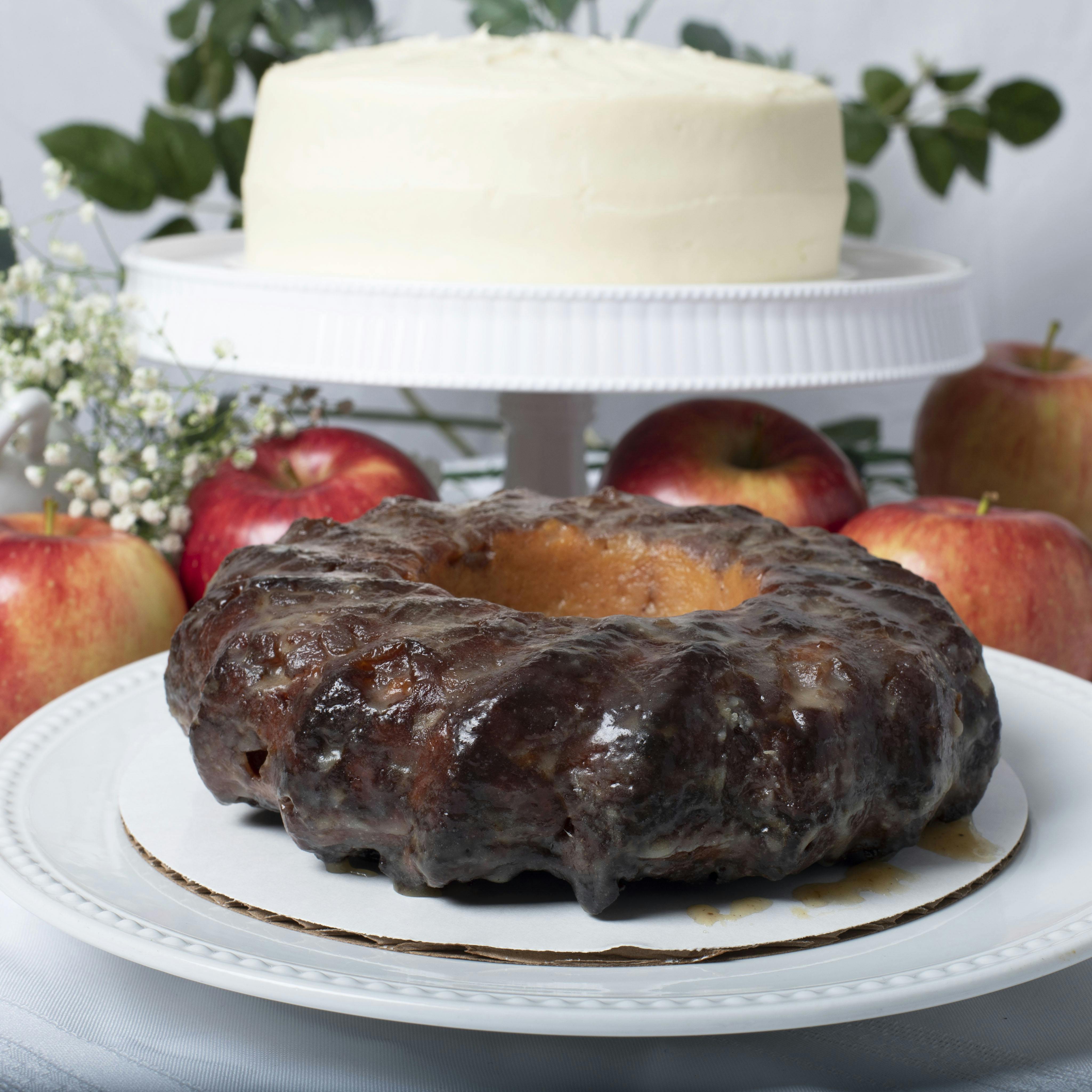 Apple Walnut Cake (Apfel Walnuss kuchen) • Red Currant Bakery