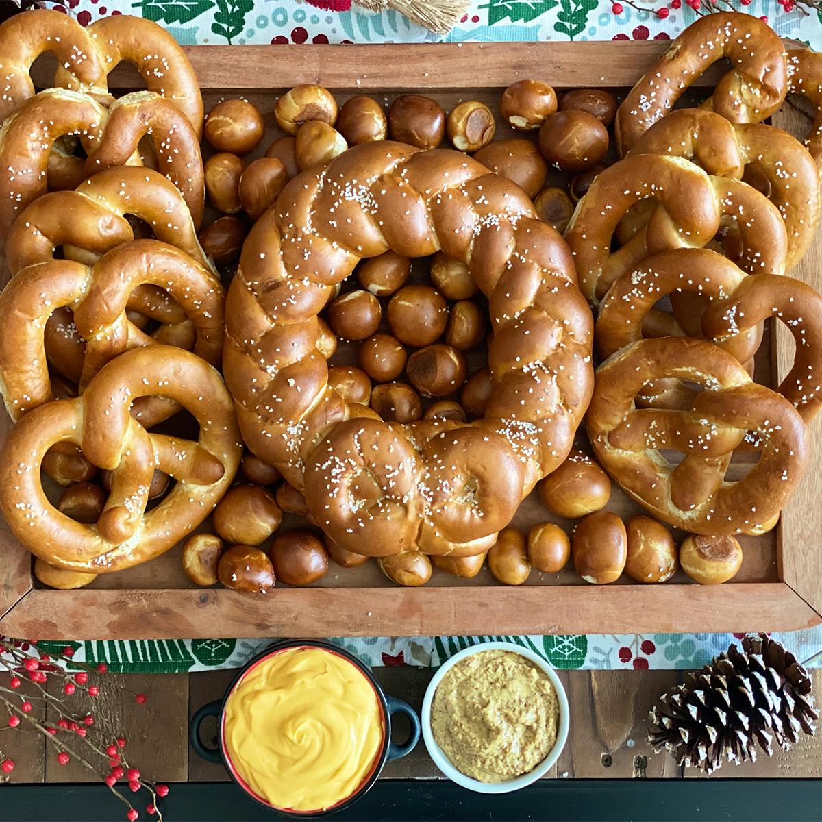 peanut butter pretzel munchies - Bake Love Give