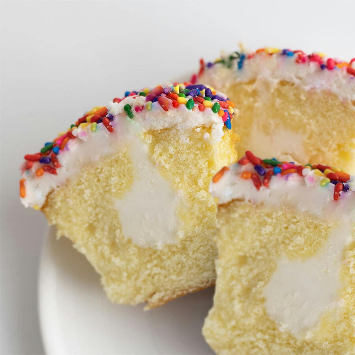 Vanilla Cake Recipe | Recipe | Cake boss recipes, Vanilla cake recipe,  Buddy valastro vanilla cake recipe