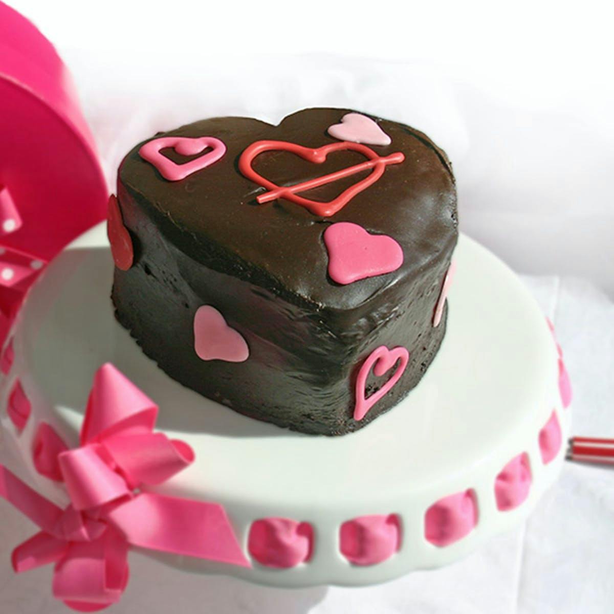 For the Love of Stripes Valentine's Day Cake | Our Baking Blog: Cake,  Cookie & Dessert Recipes by Wilton