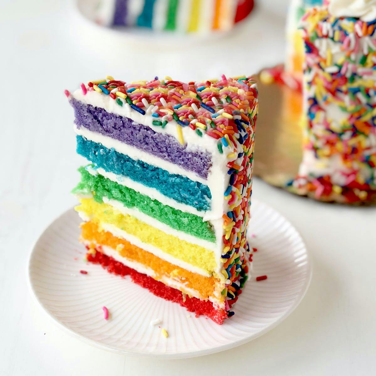 Villain Niende nordøst Rainbow Cake by Carlo's Bakery - Goldbelly
