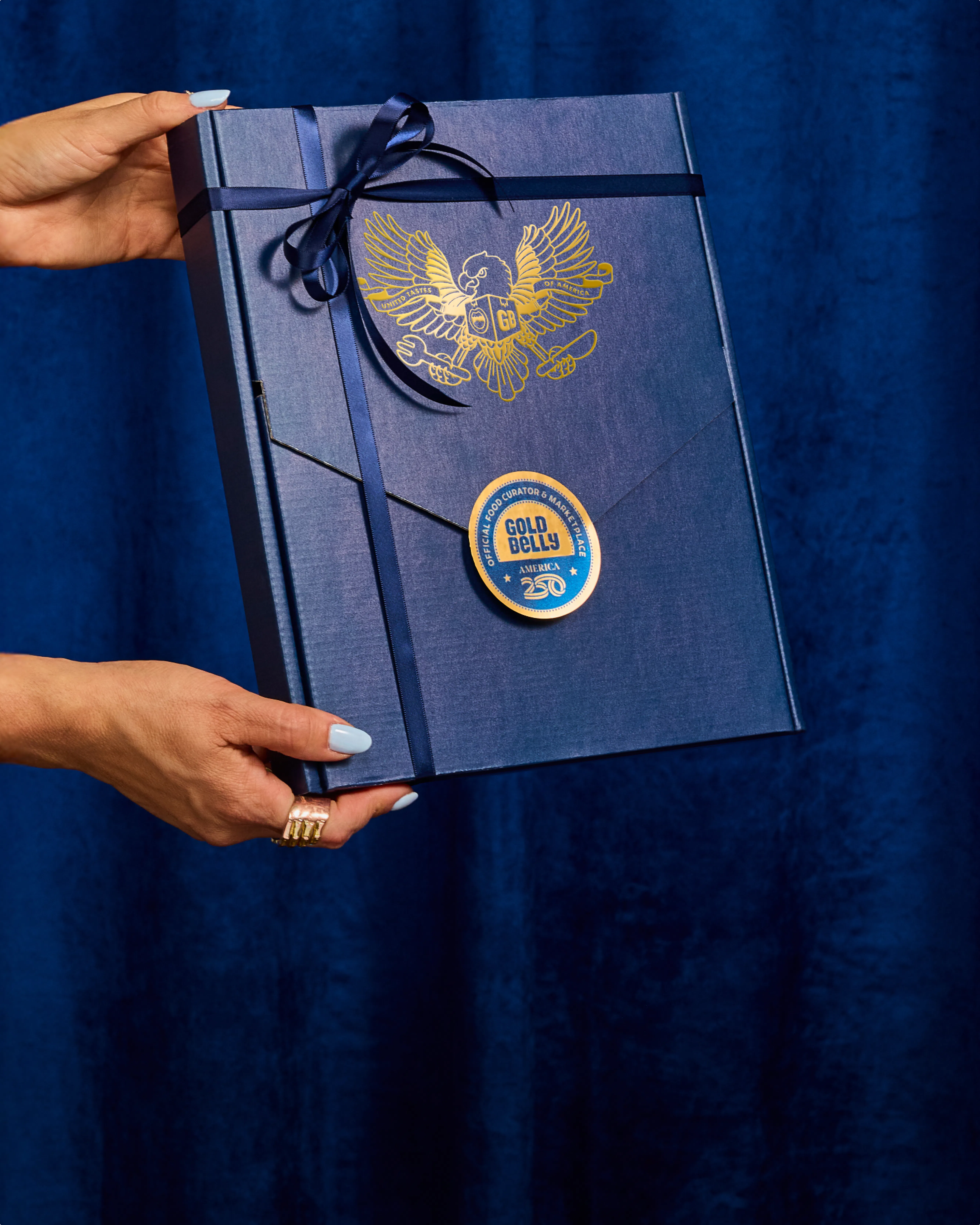 COMMEMORATIVE GIFT CARDS