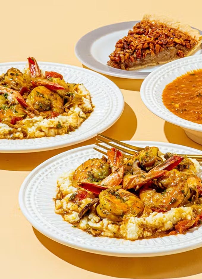  Legendary Shrimp & Grits<br>Commander’s Palace