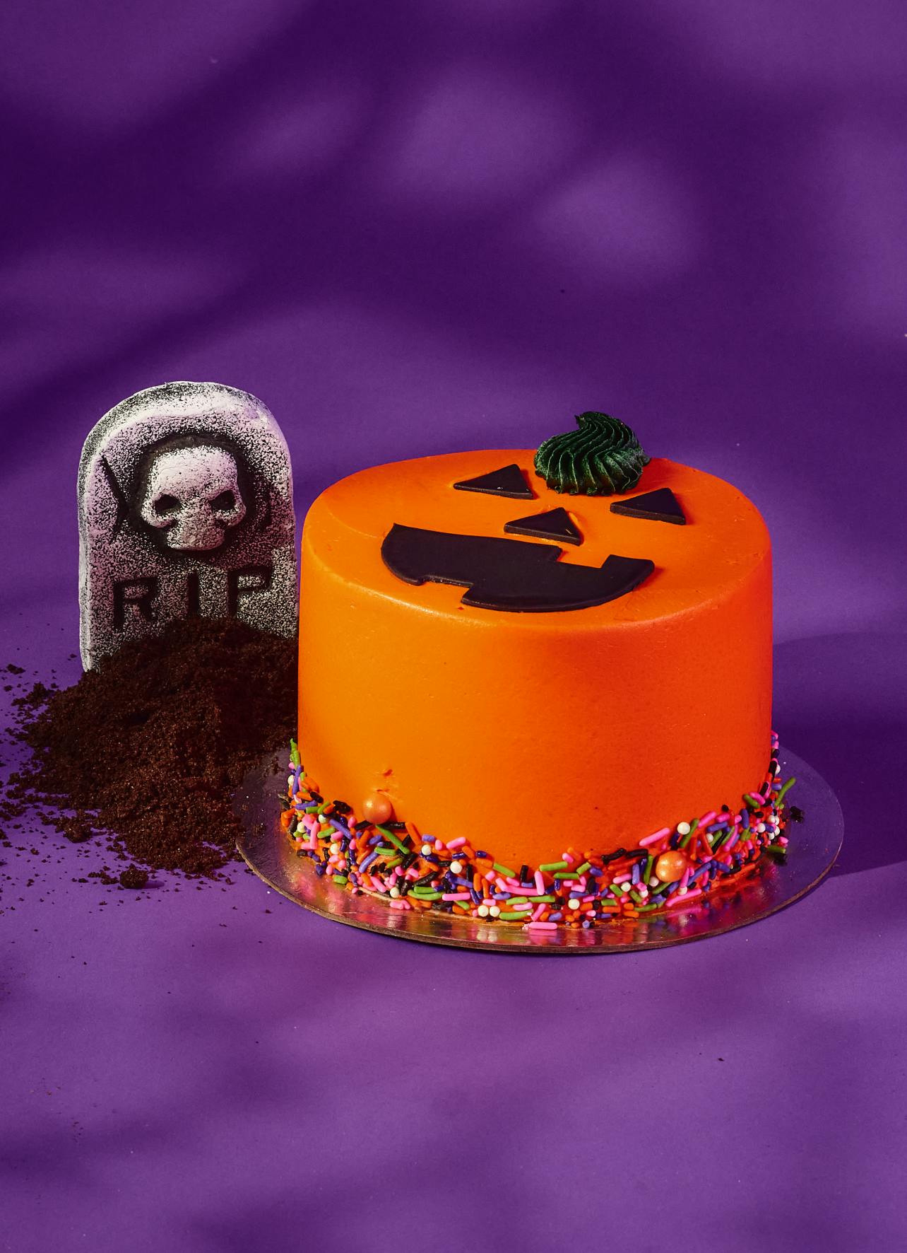 Peanut Butter Jack-O-Lantern Cake