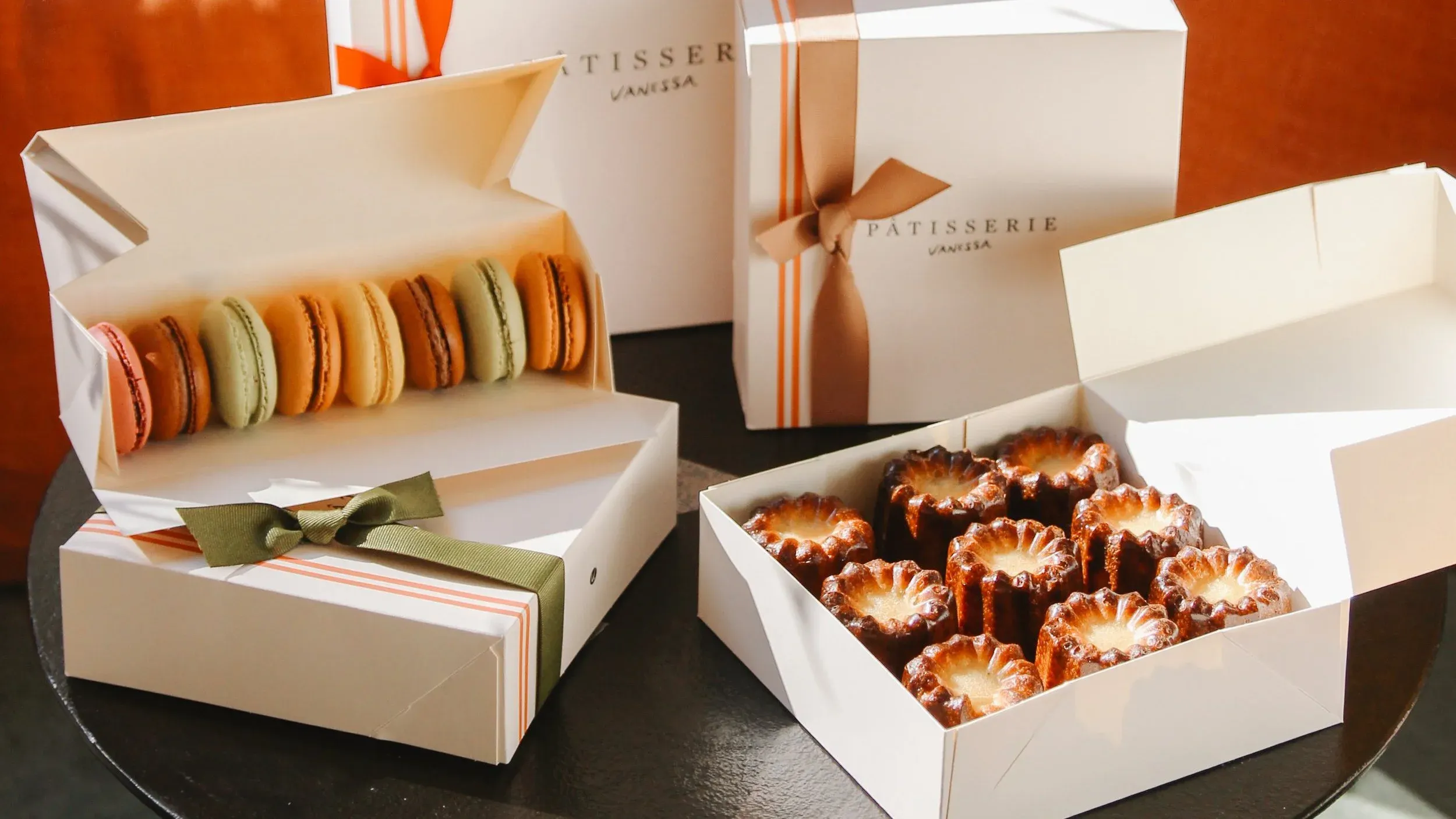 Le Cookie Deux Chocolats Gift Box by Patisserie Vanessa | Goldbelly