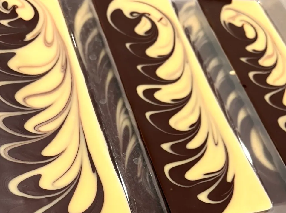 Aura’s Chocolate Bar
