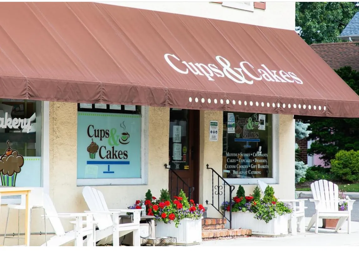 Cups & Cakes Bakery