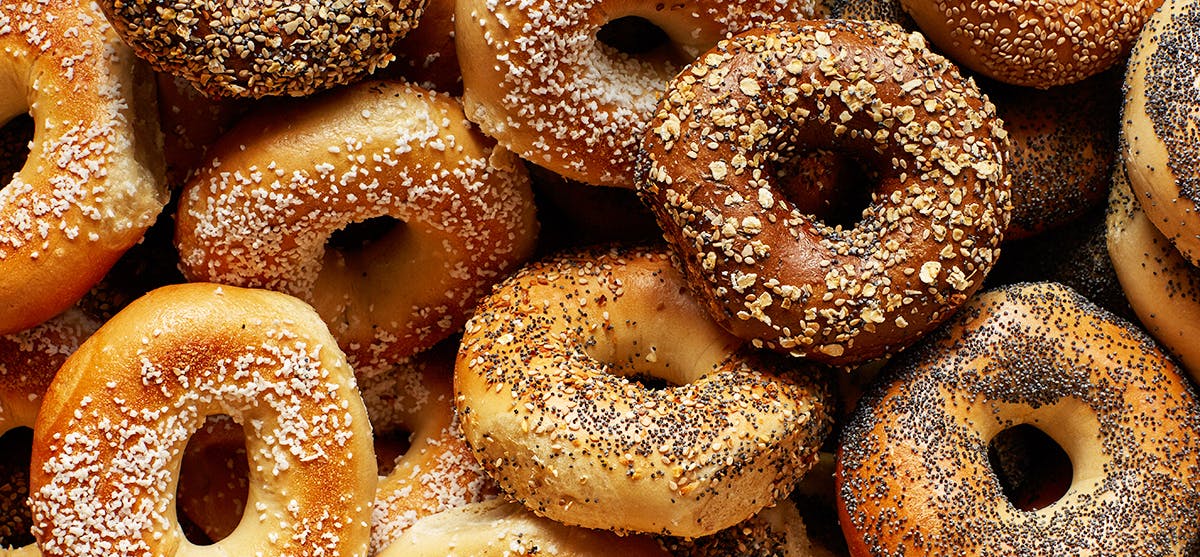 Bagels Shipped Nationwide: Everything Bagels, Lox Bagels & More
