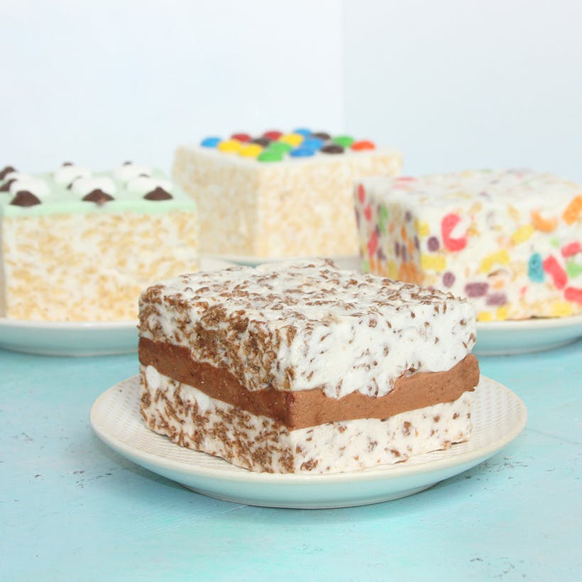 Choose Your Own Marshmallow Crispycakes - 4 Pack