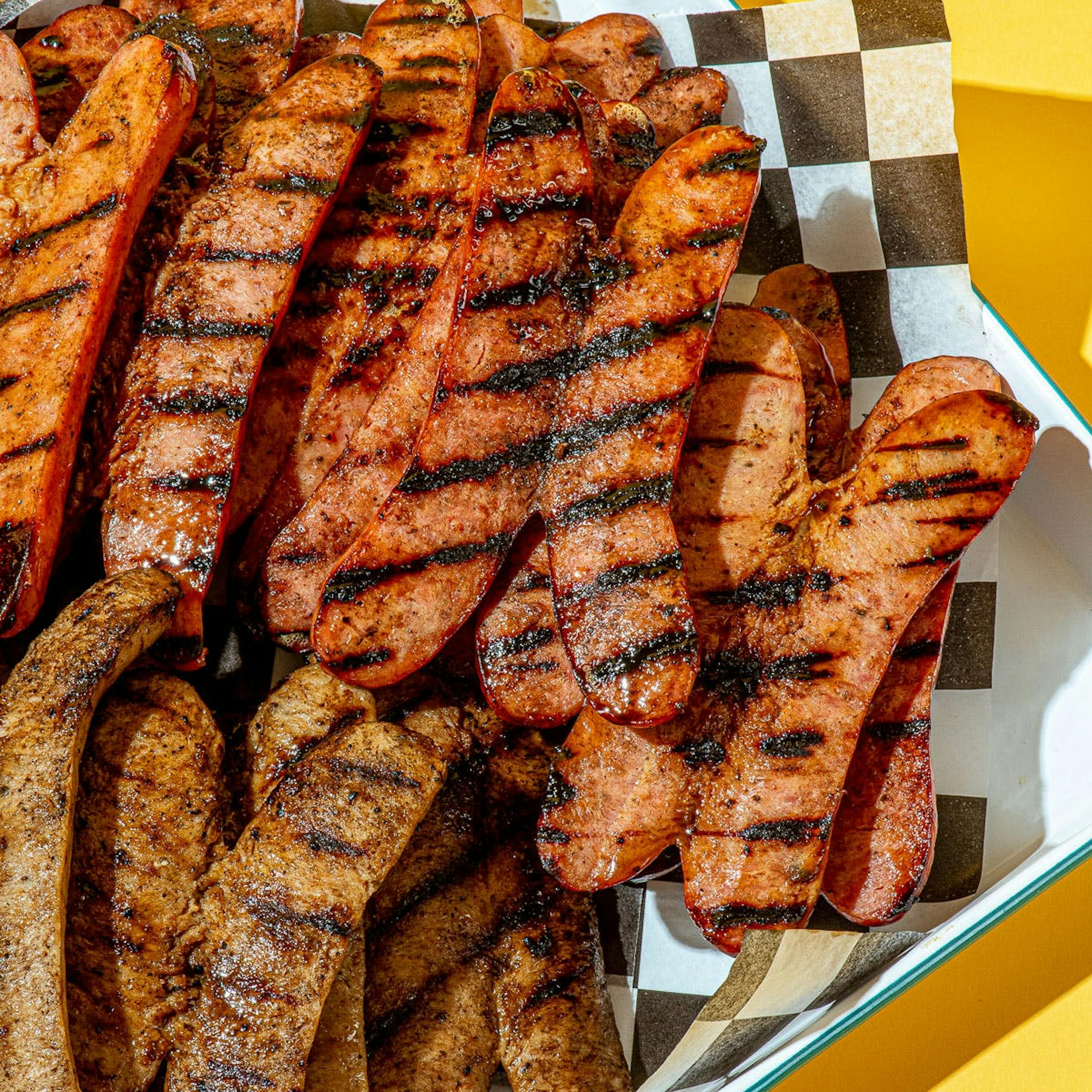 Red & White Brats Combo - 25 Pack by State Street Brats - Alternate image 2