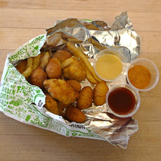 "World Famous Special" Vegetarian - Large Pack (Serves 4-6) by Garden Catering - Alternate image 1