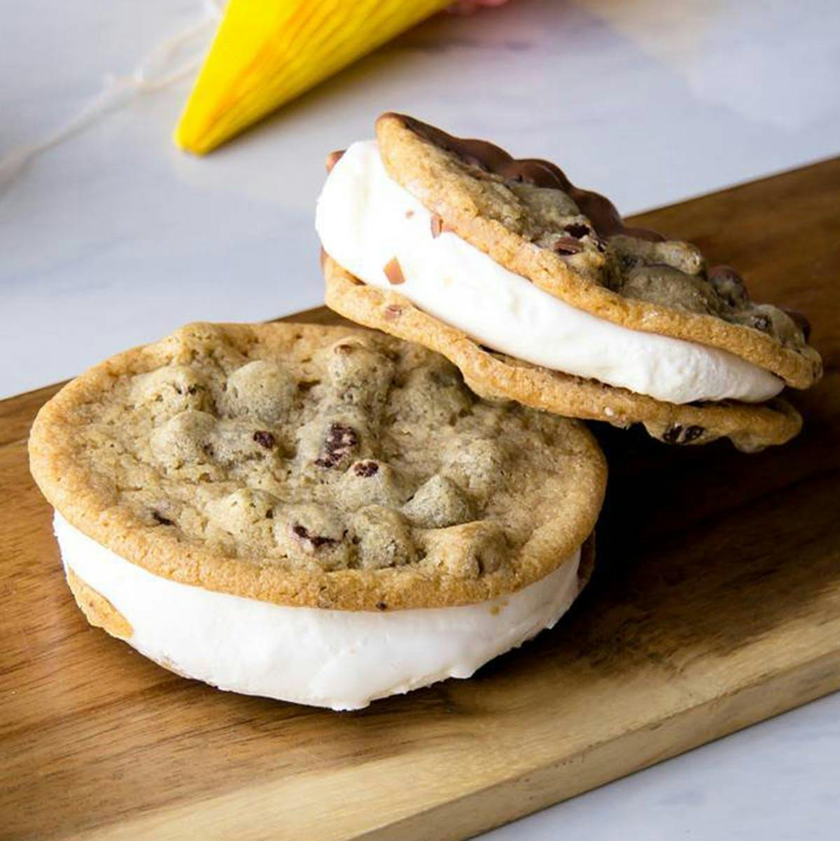 Original Cream'wich - 12 Pack by Cream'wich - Alternate image 2