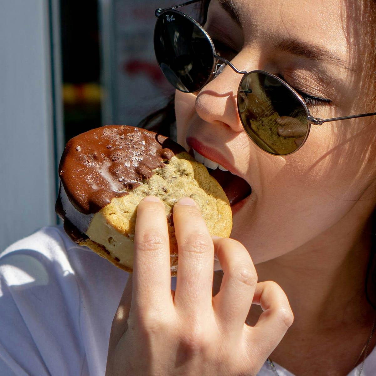 Salted Caramel Cream'wich - 12 Pack by Cream'wich - Alternate image 4