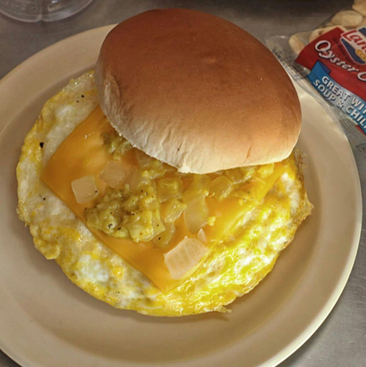 Legendary "Cheesy Western" Burger Kit - 8 Pack by Texas Inn - Alternate image 2