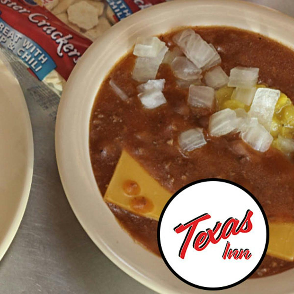 Chili beans, Relish and Onions for 4 by Texas Inn