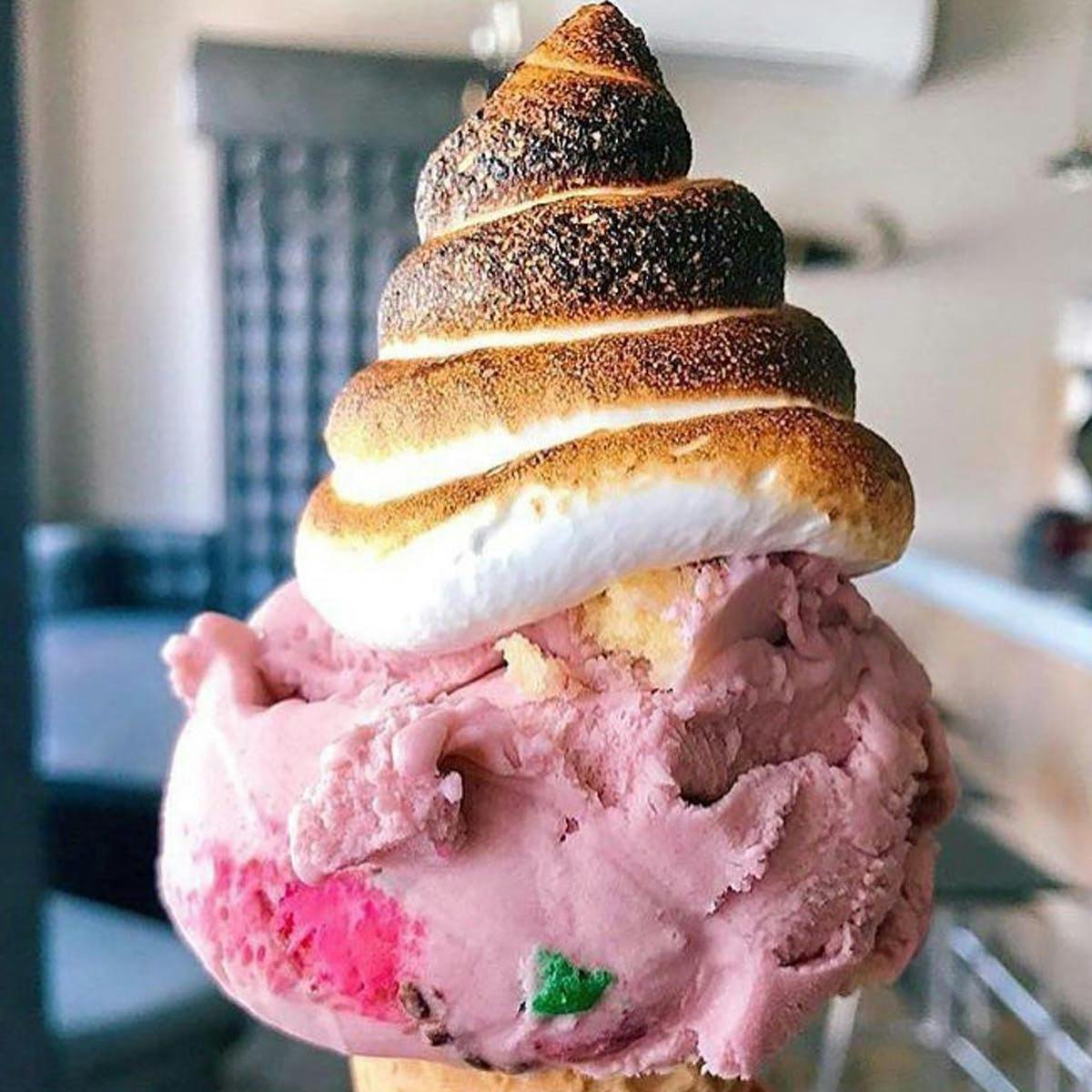 Italian Rainbow Cookie Meringue Topped Ice Cream - 6 Pints by Bona Bona Ice Cream - Alternate image 2