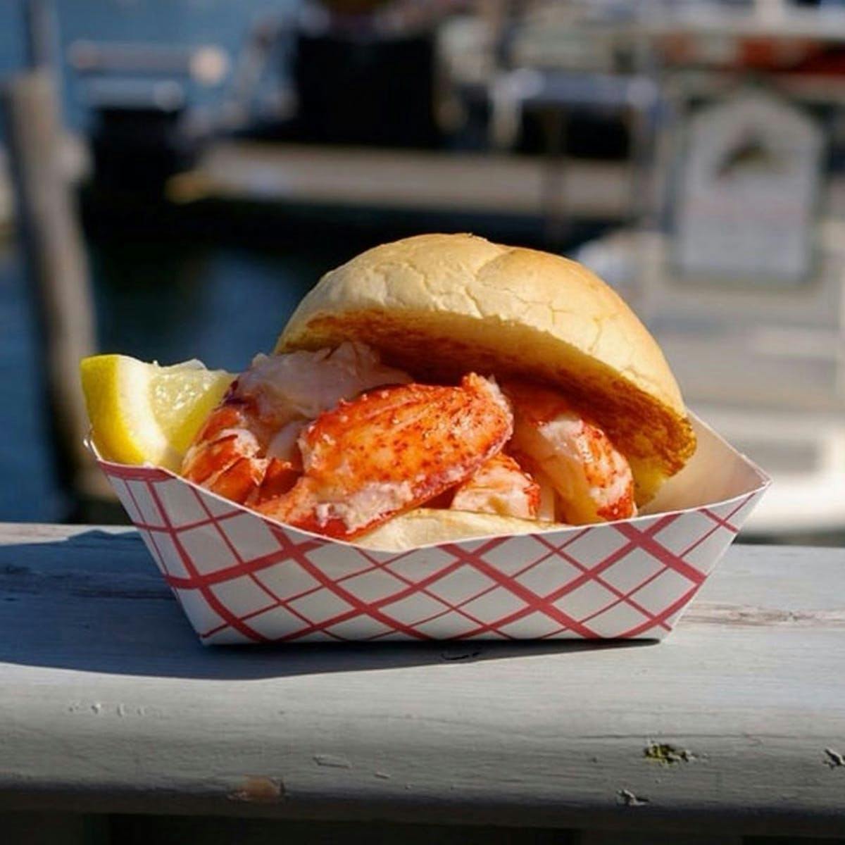 Gluten-Free Maine Lobster Roll Kit - 4 Pack by The Clam Shack - Alternate image 4