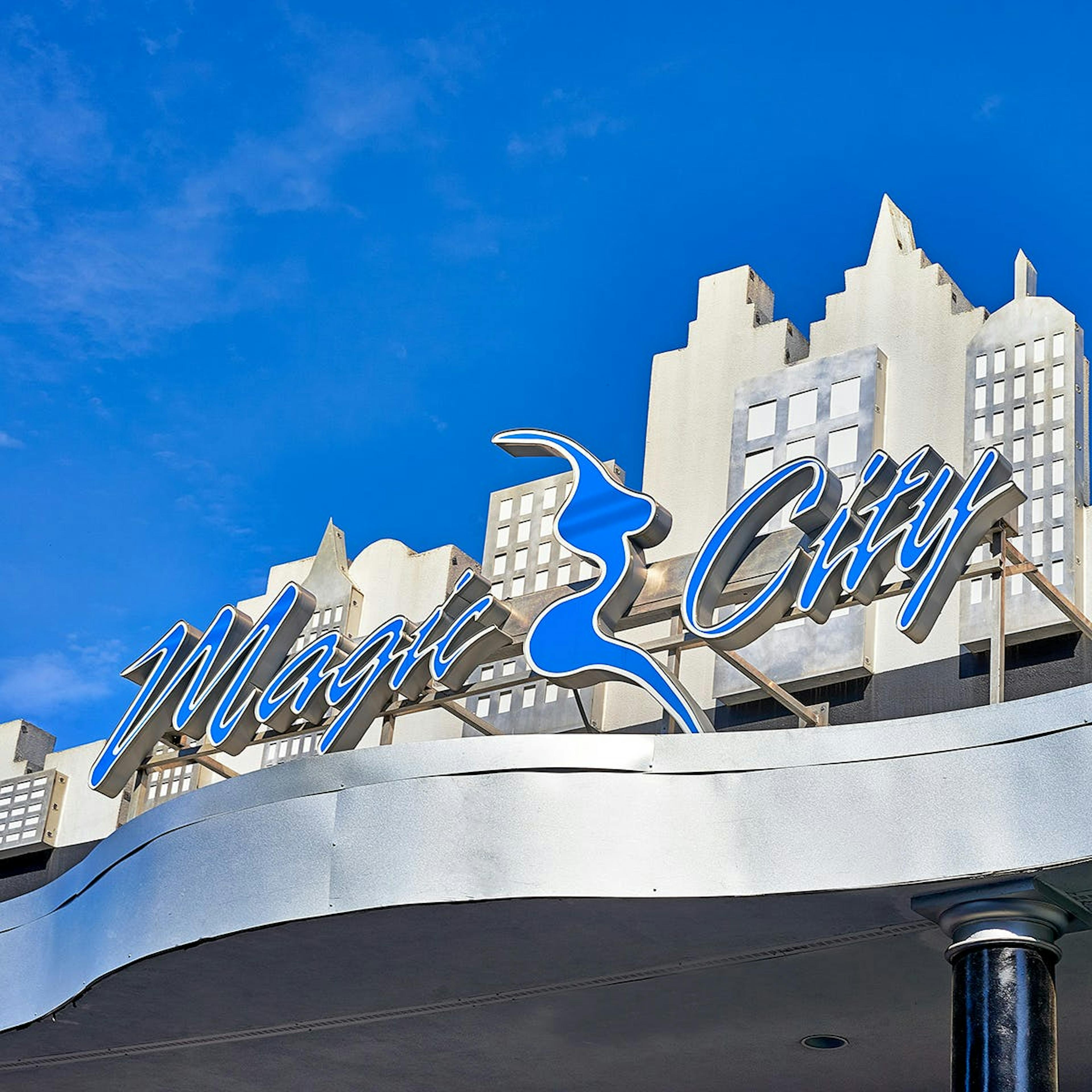 Lemon Pepper Chicken Wings - 50 Pack by Magic City Kitchen - Alternate image 3
