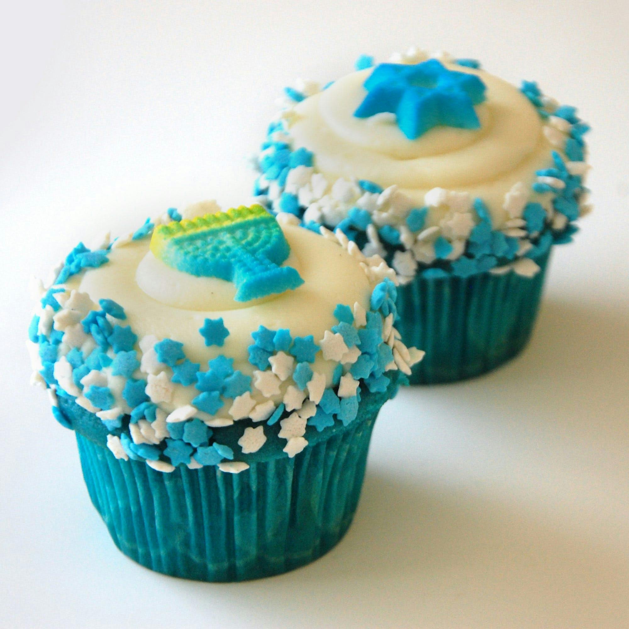 Hanukkah Blue Velvet Cupcakes - 12 Pack by Carousel Cakes - Alternate image 1
