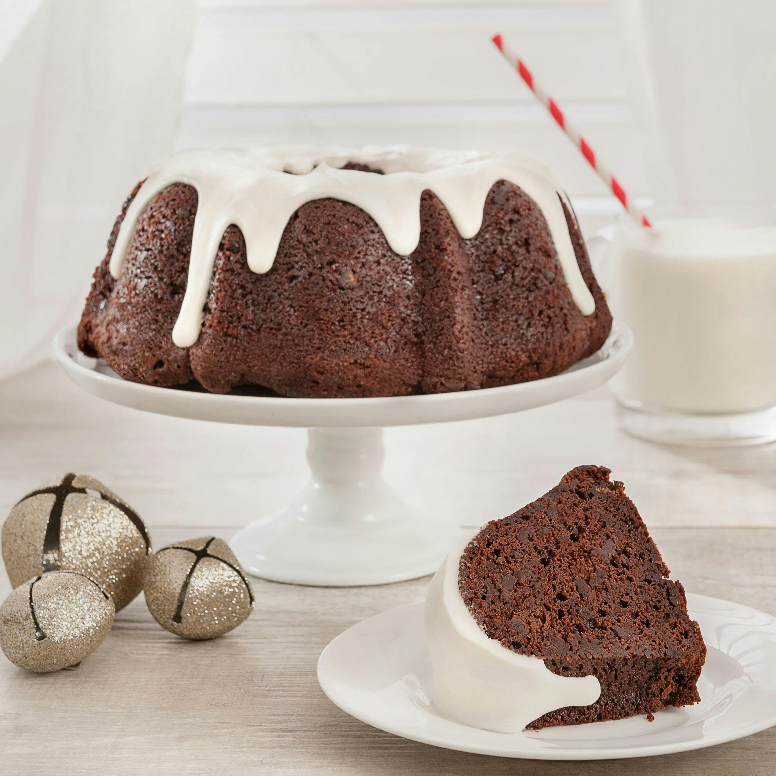 Chocolate Peppermint Cake Roll - Daisy Brand