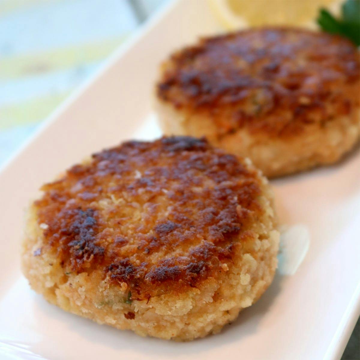 Crab Cakes - 6 Pack by Summer Shack - Alternate image 1