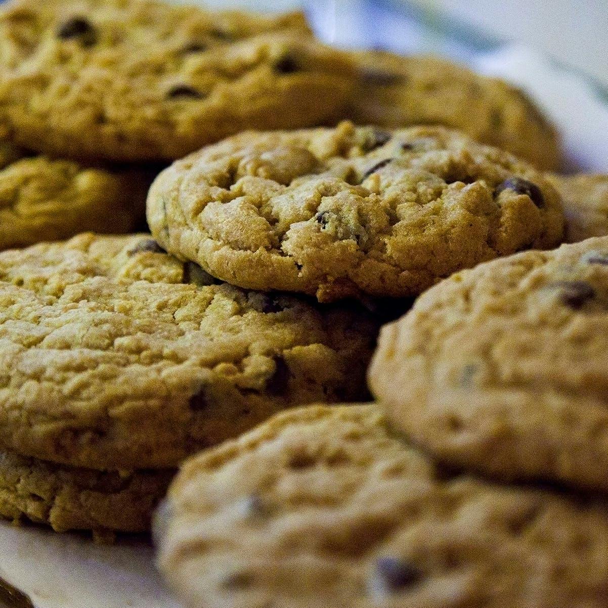 Chocolate Chip Cookies Vegan Christmas Cookies Oh She Glows