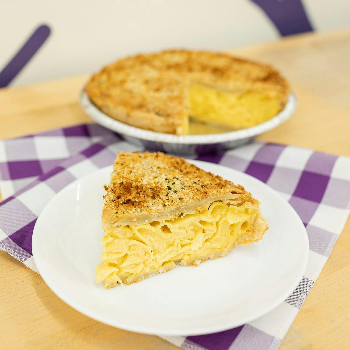 how to make mac n cheese pie