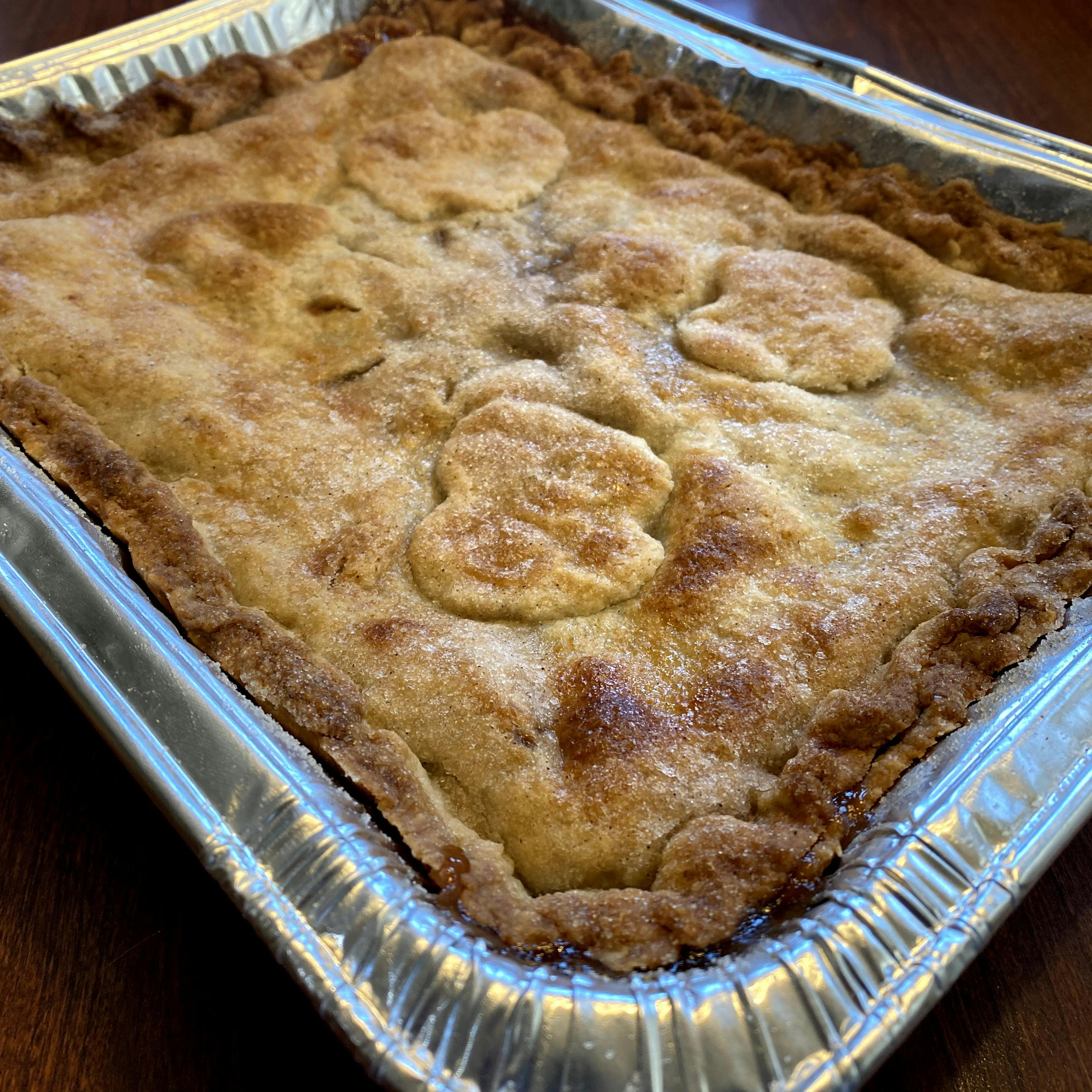 https://goldbelly.imgix.net/uploads/showcase_media_asset/image/120639/apple-pan-cobbler.85102e2cbff48ed27d6660858ae97bc7.jpg?ixlib=react-9.0.2&auto=format&ar=1%3A1