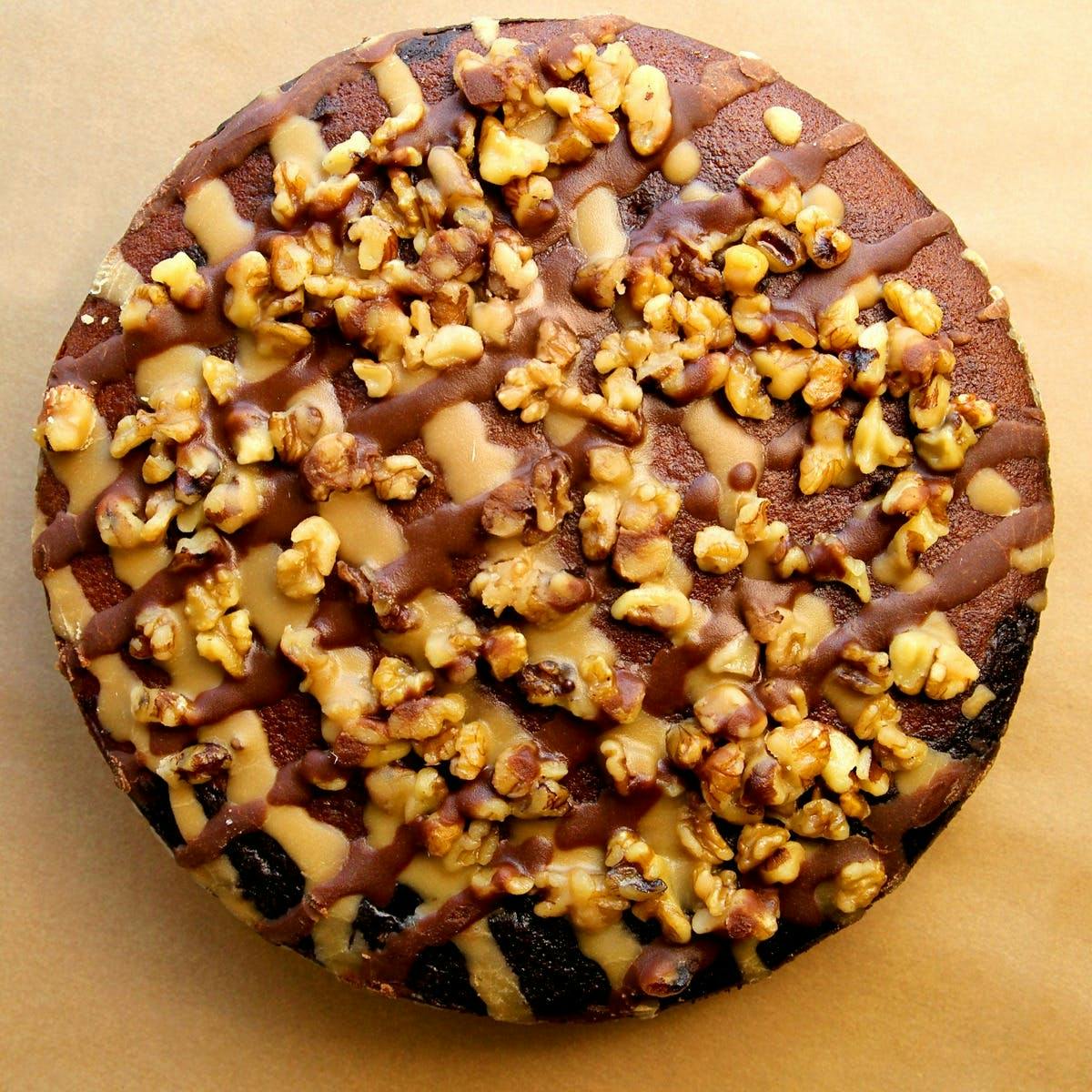 Kentucky Bourbon Barrel Cake + Bourbon Ball Combo by Kentucky Woods - Alternate image 2