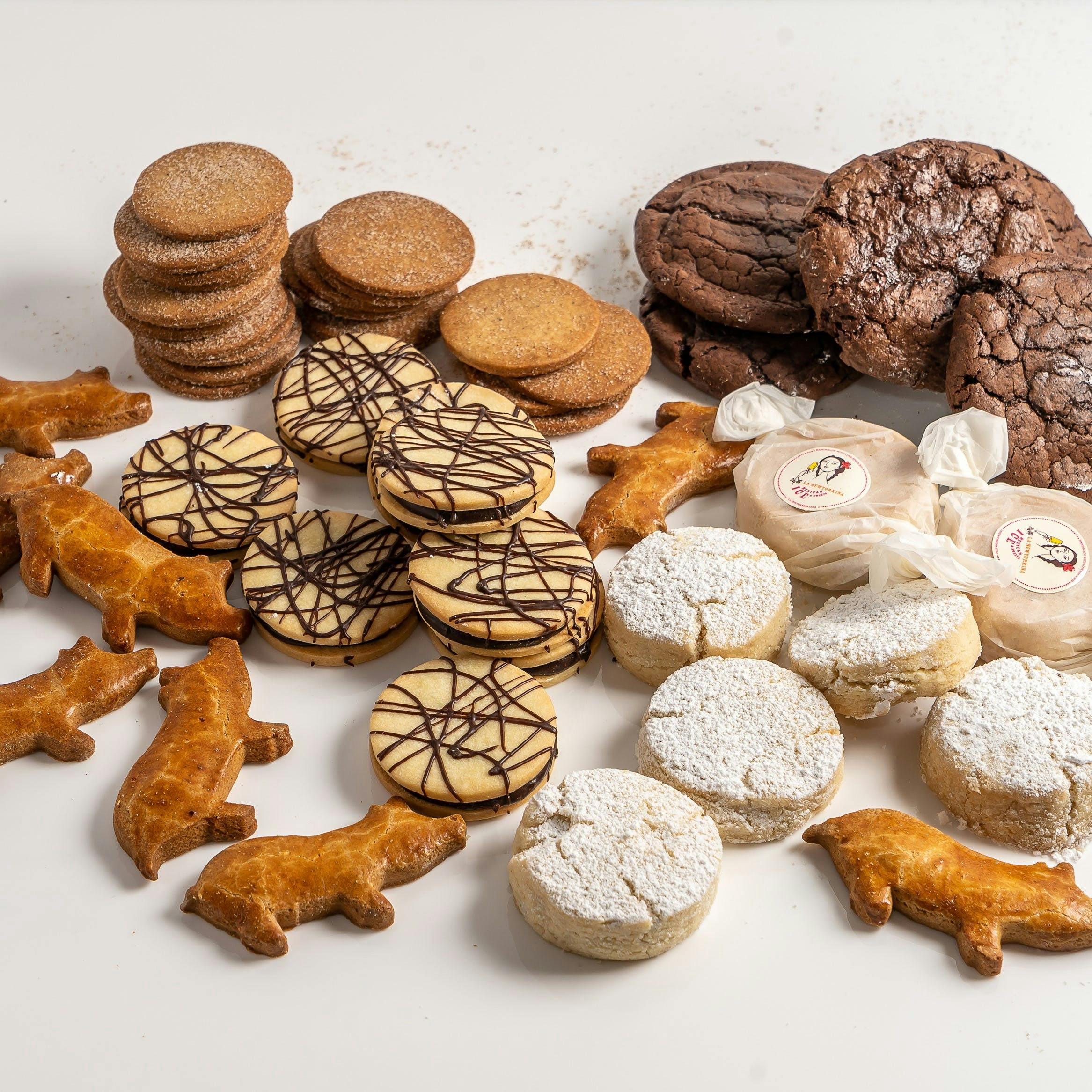 Mexican Cookie Lover's Box by La Newyorkina