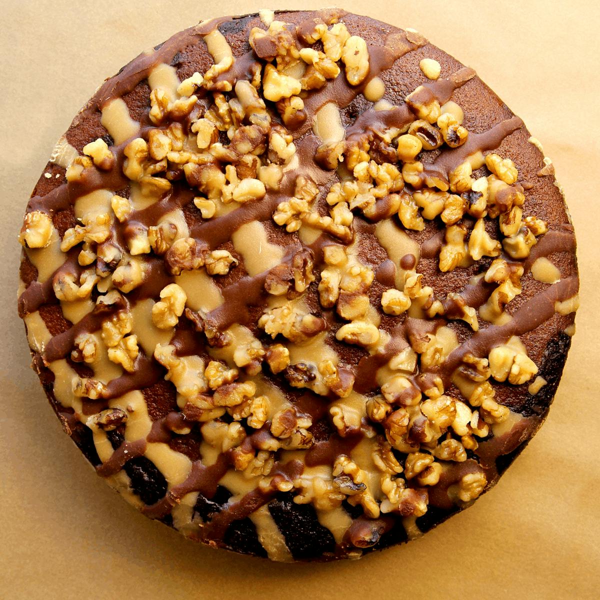 Kentucky Bourbon Barrel Cake + Bourbon Ball Combo by Woodford Reserve - Alternate image 2