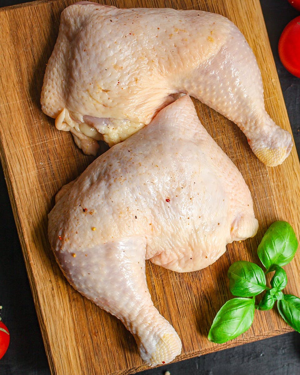 https://goldbelly.imgix.net/uploads/showcase_media_asset/image/131673/kosher-chicken-leg-quarters-4-pack.43f94cf3c65be4c0e638370d2032c938.jpg?ixlib=react-9.0.2&auto=format&ar=4%3A5