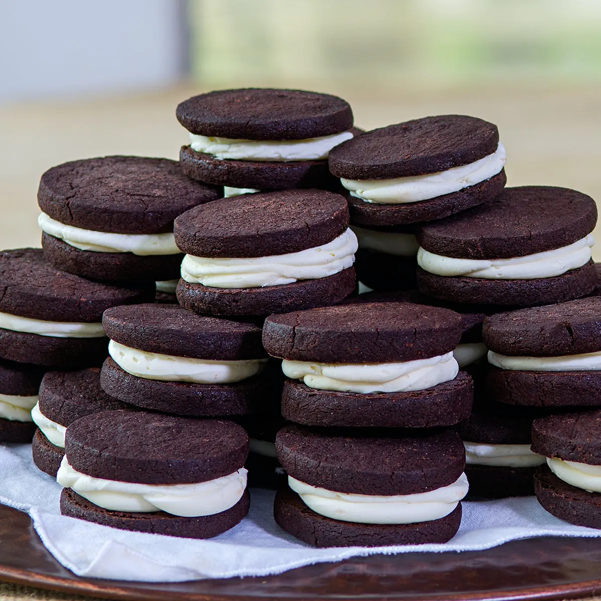 Callie's Hot Little Biscuit - Cocoa & Cream Cookies