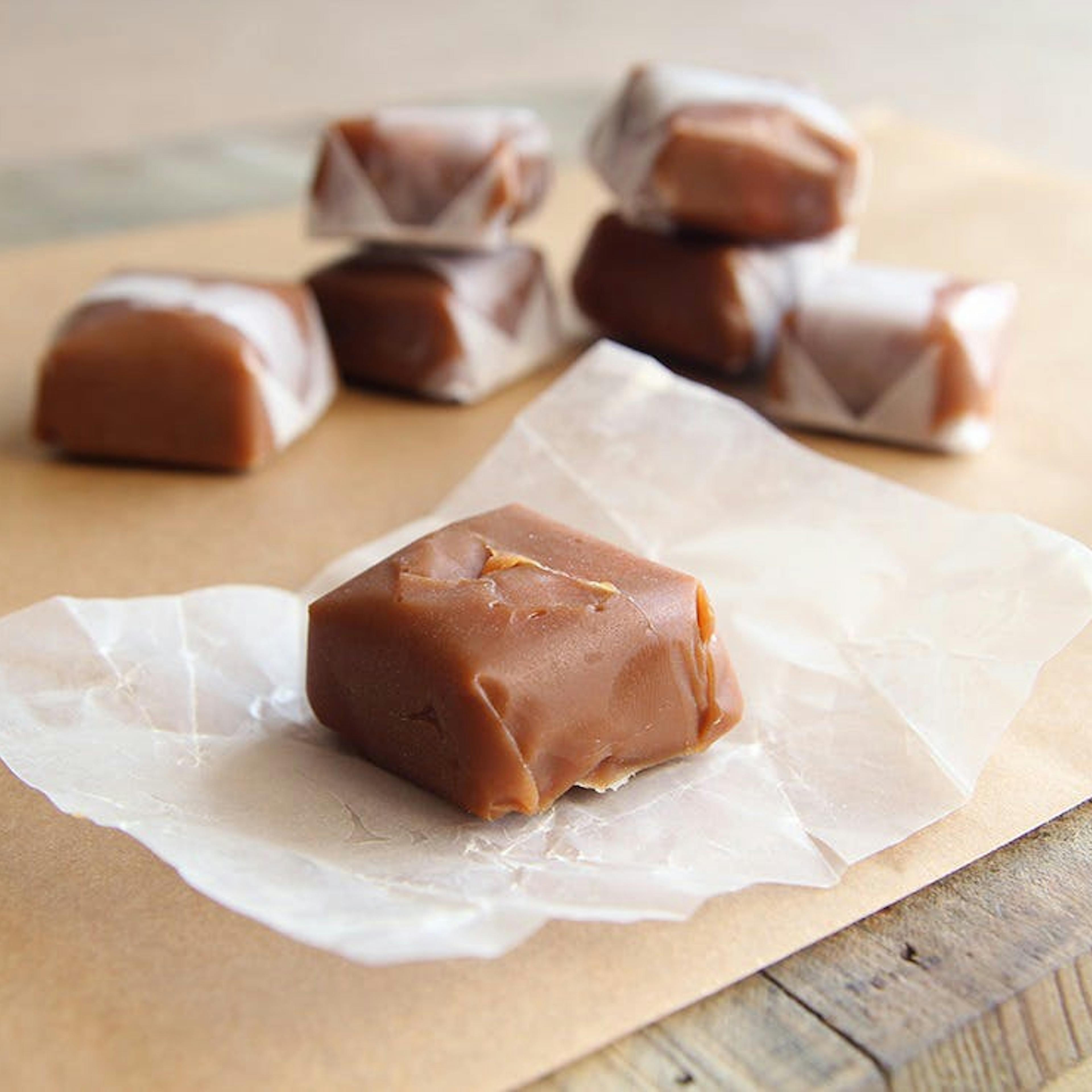 Original Vanilla Modjeskas Gift Box by Bauer's Candies