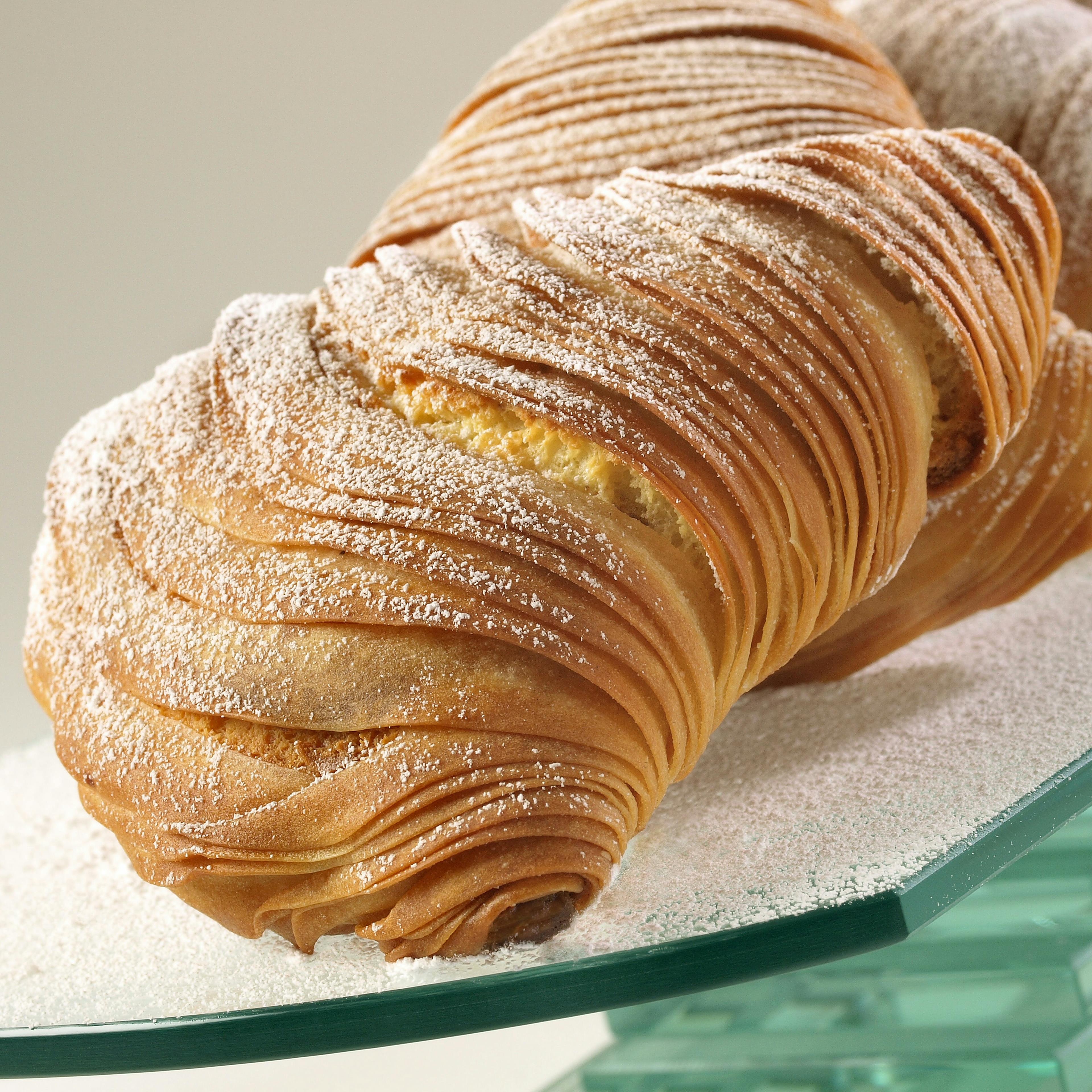 Sfogliatella - 12 Pack by Ferrara Bakery - Alternate image 1