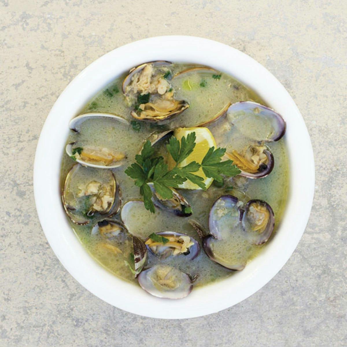Phil's Fresh Clam Sauce by Phil's Fish Market