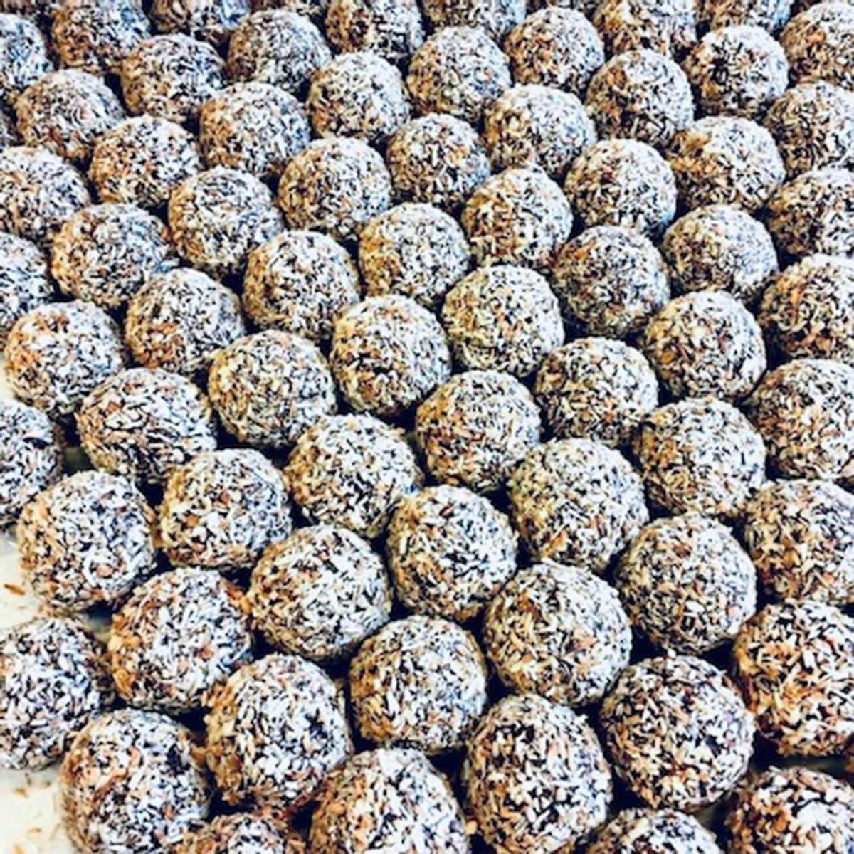 Chokladbolls - 6 Pack by Fabrique Bakery