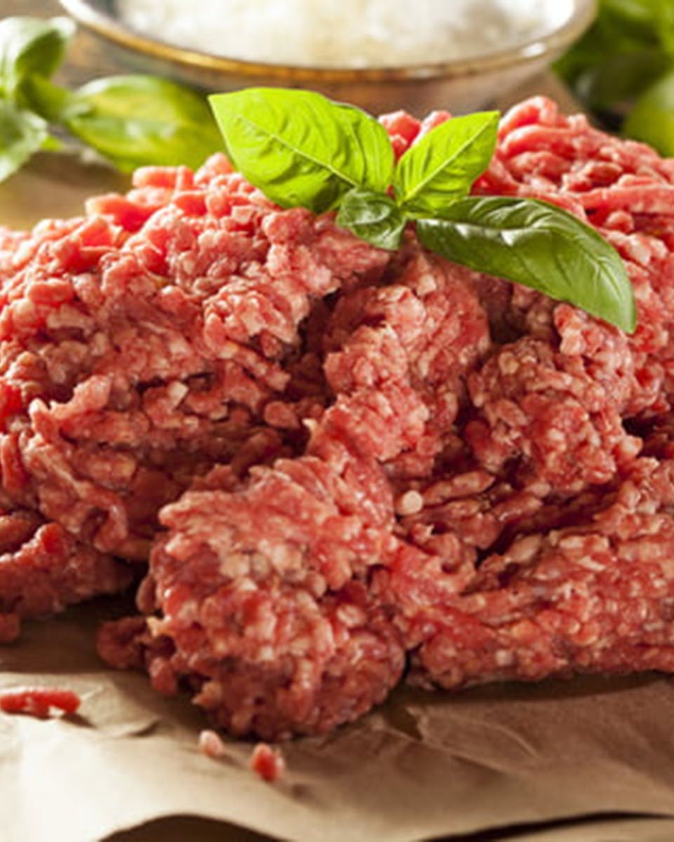 https://goldbelly.imgix.net/uploads/showcase_media_asset/image/133698/high-choice-ground-beef-3-lbs.29e38b5b1b72c87c4be71c4a026737f1.jpg?ixlib=react-9.0.2&auto=format&ar=4%3A5