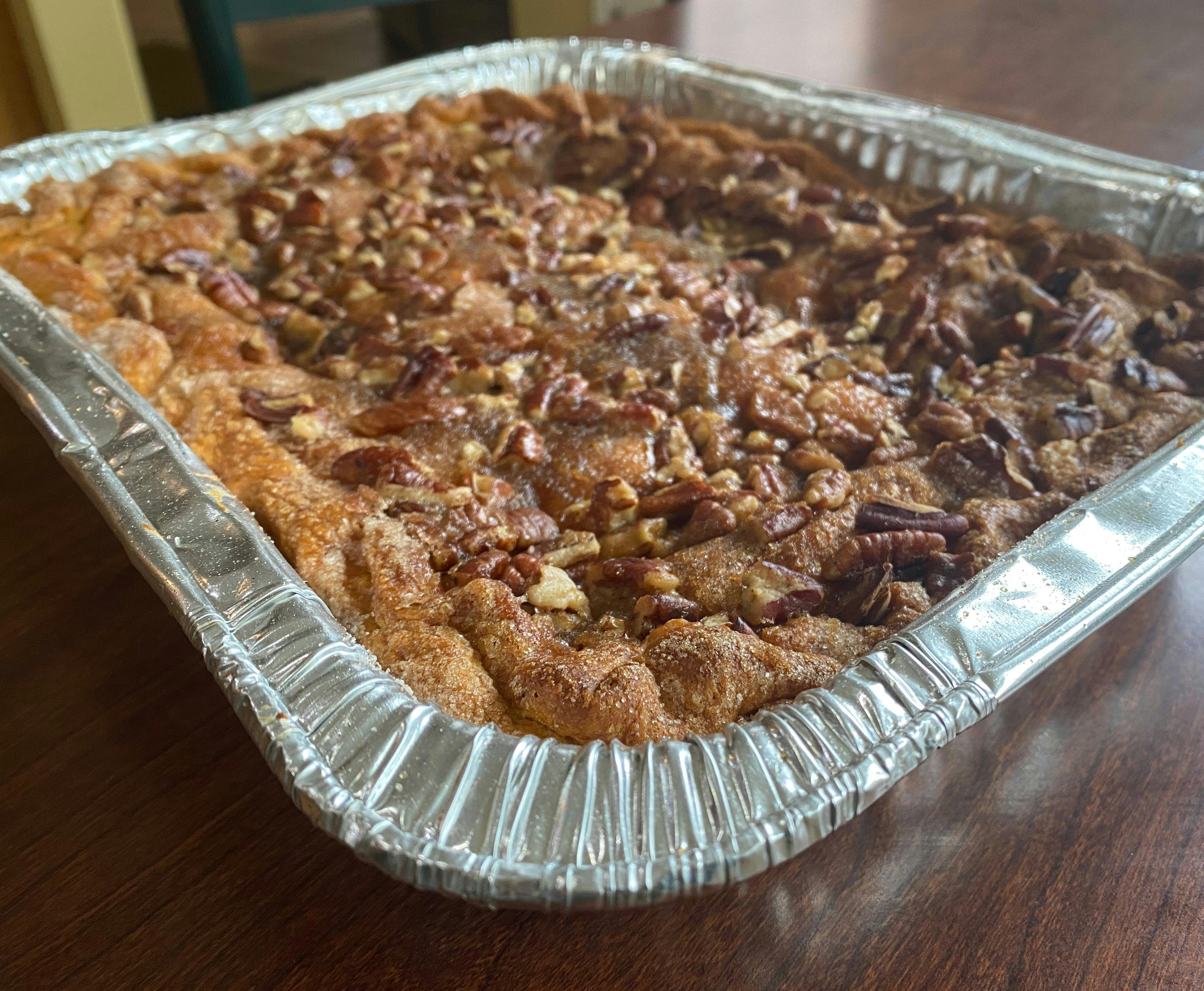 Jamaican Rum Pecan Praline Cheesecake by Fainmous BBQ
