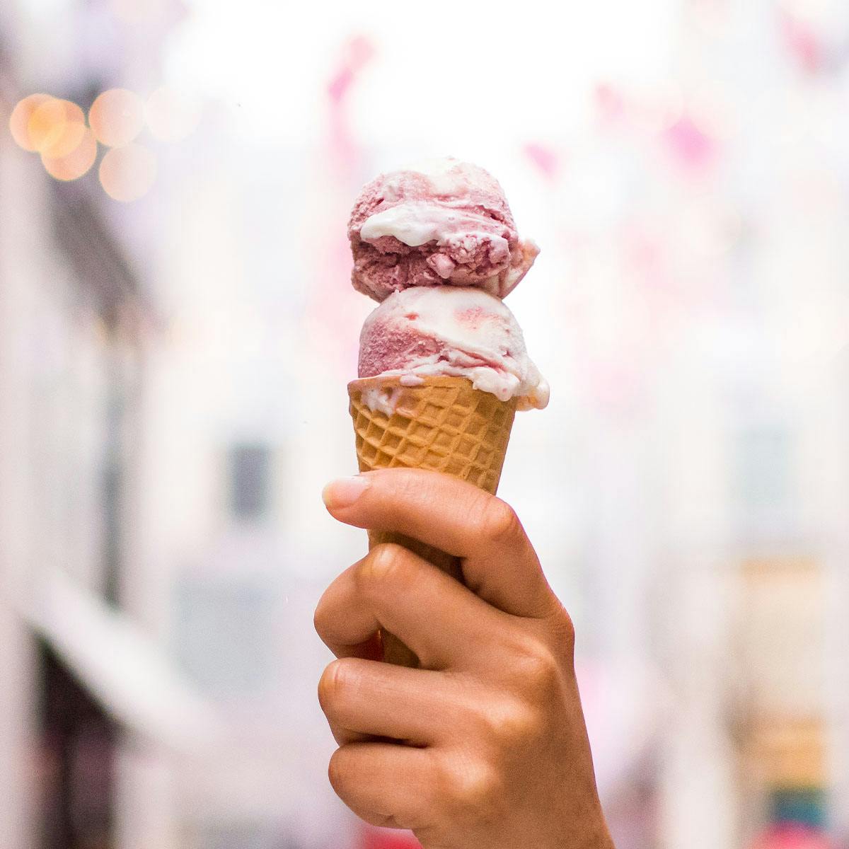 Mascarpone & Berries Gelato - 4 Pints by Dolcezza Gelato - Alternate image 1