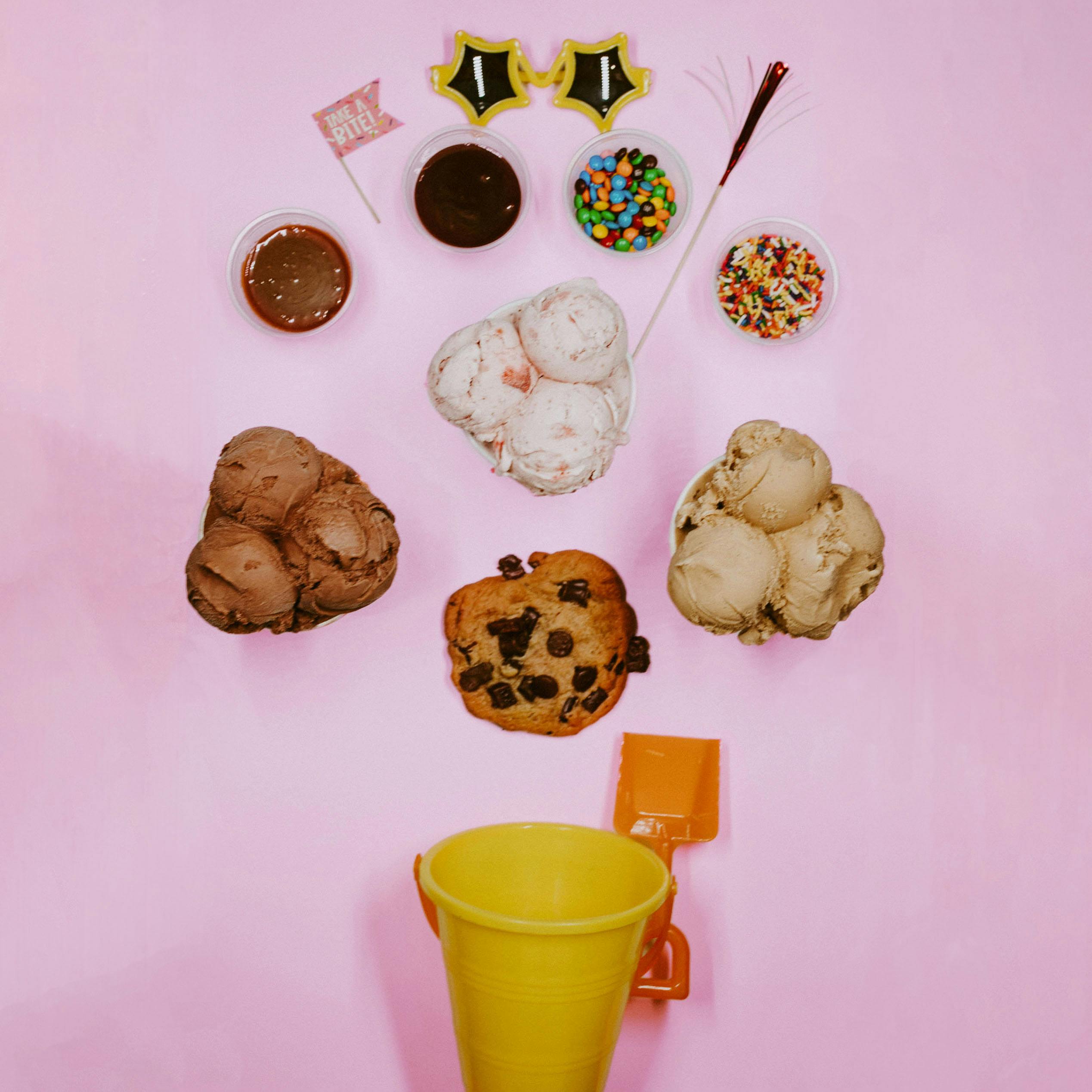 DIY: Ice Cream Sundae Kit (Family Bites)