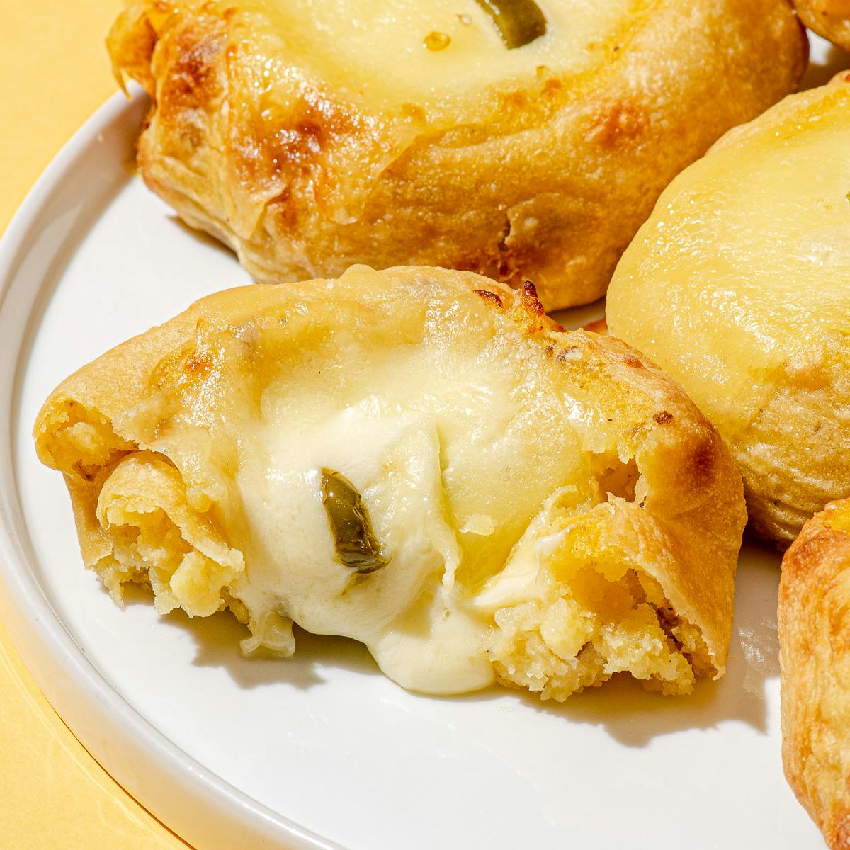 Jalapeño and Mozzarella Knish (Kosher) by Yonah Schimmel Knishes - Alternate image 3