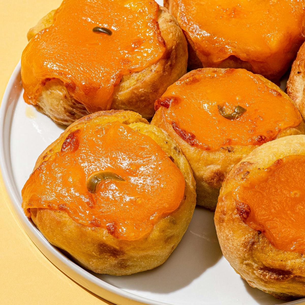 Jalapeño with Cheddar Knish (Kosher) by Yonah Schimmel Knishes