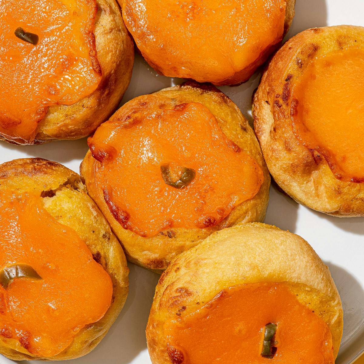 Jalapeño with Cheddar Knish (Kosher) by Yonah Schimmel Knishes - Alternate image 3