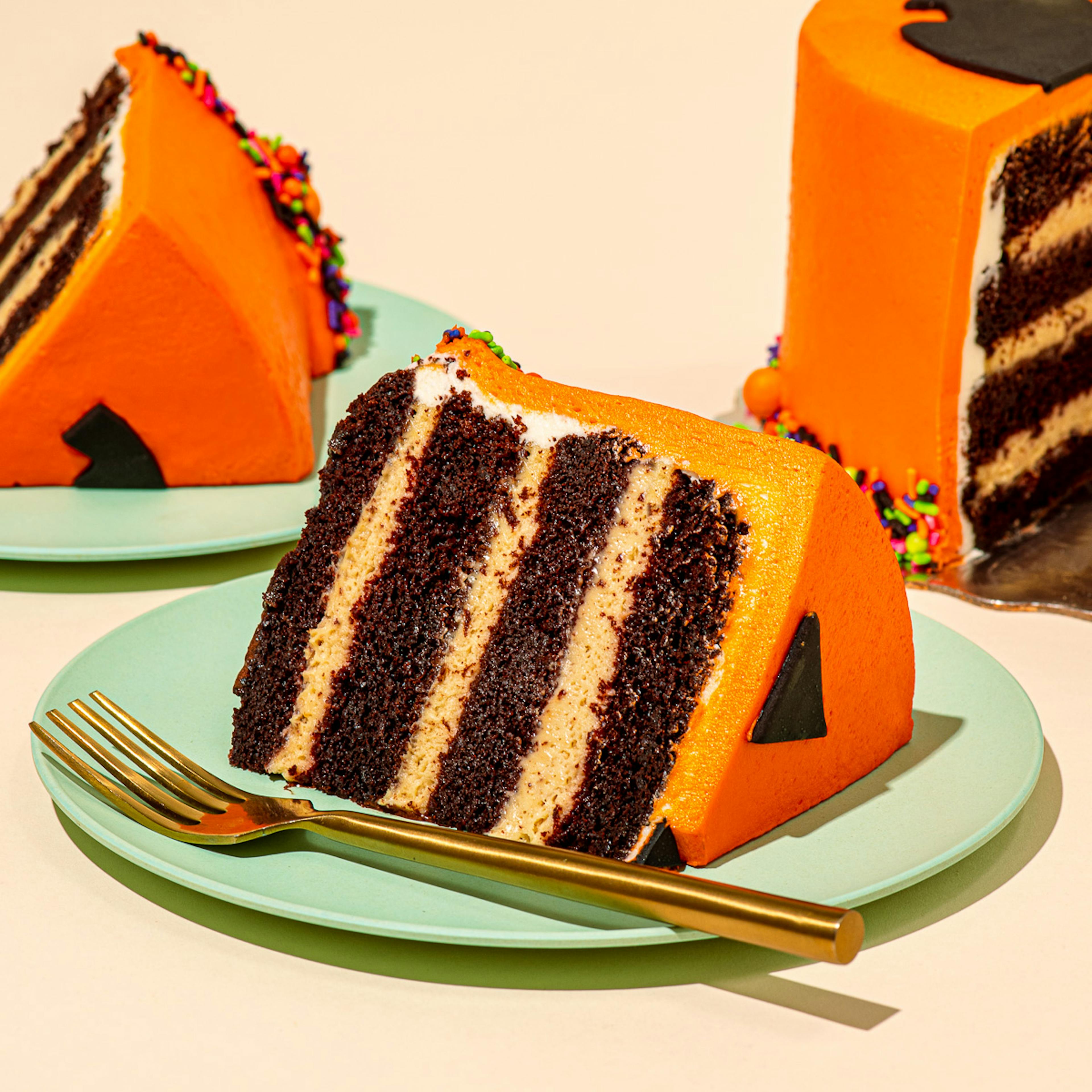 Peanut Butter Jack-O-Lantern Cake by Duff Goldman - Alternate image 5