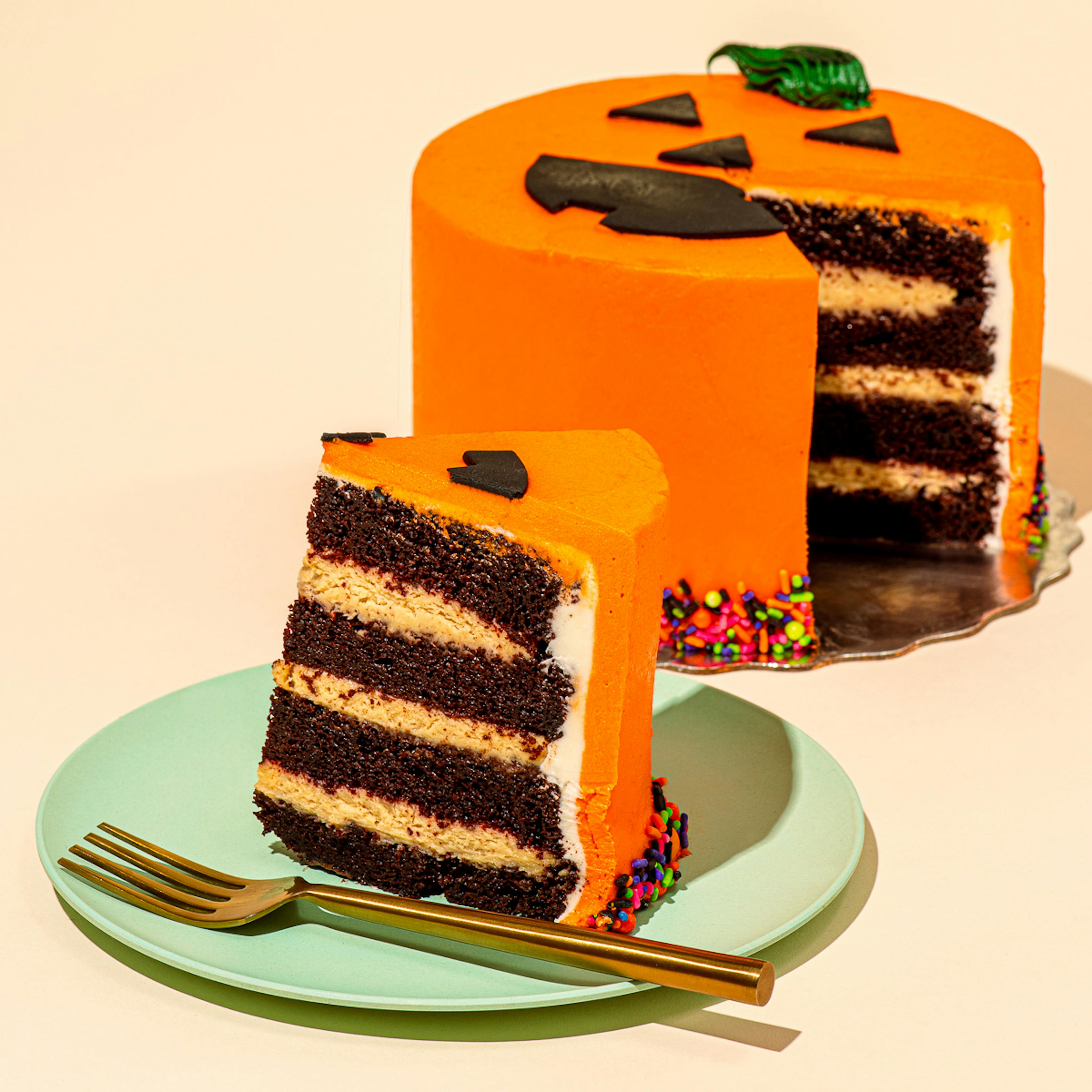 Peanut Butter Jack-O-Lantern Cake by Duff Goldman - Alternate image 3