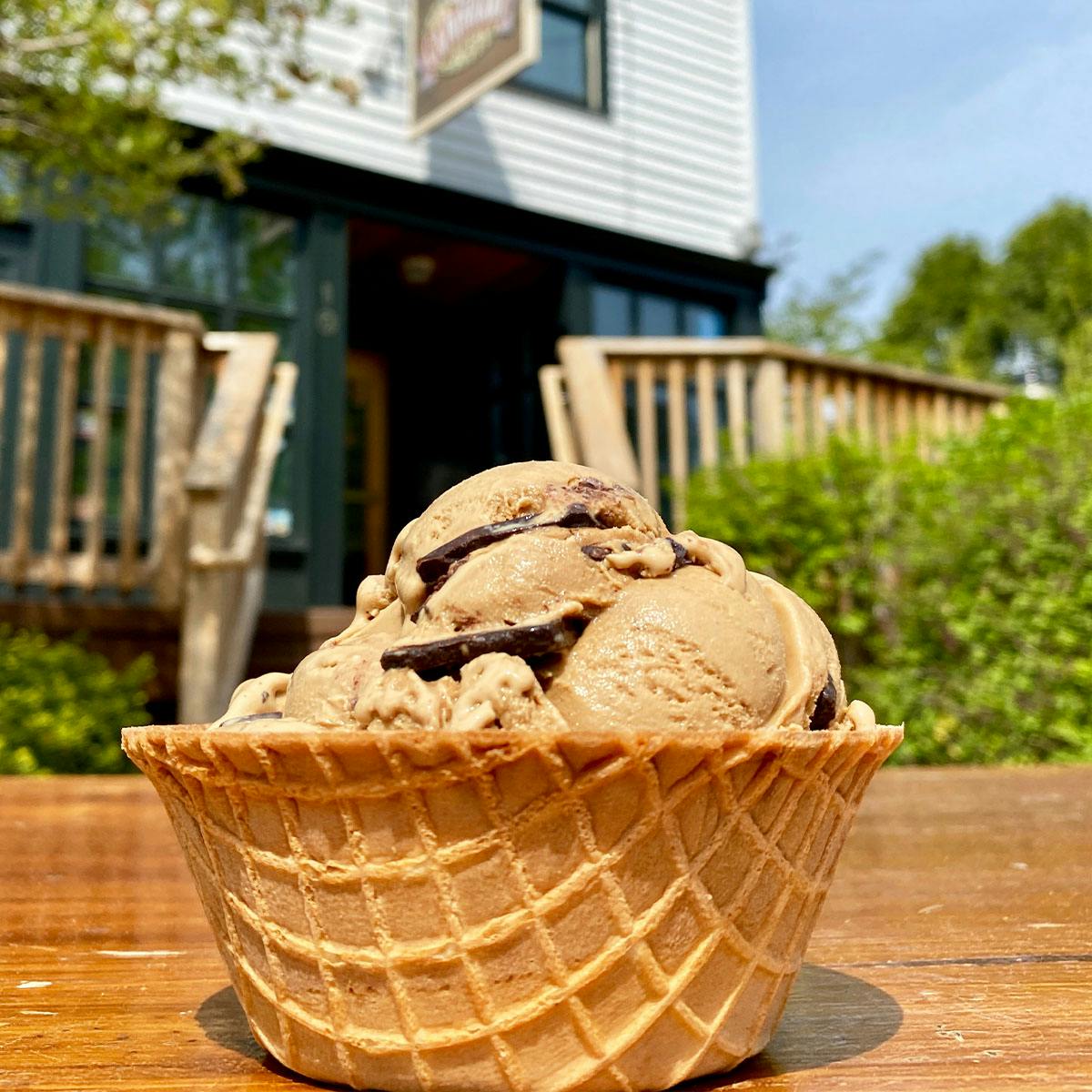 Ice Cream Shop + Eatery, Medford Lakes, NJ