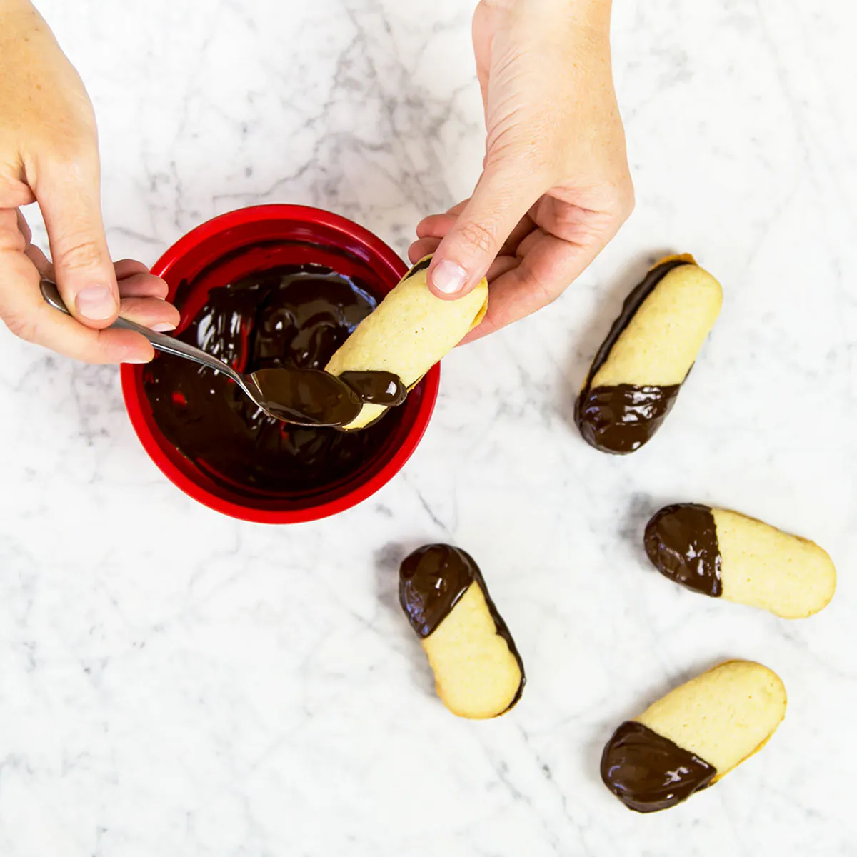 Holiday Mint Chocolate Sandwich Cookies DIY Baking Kit by Red Velvet NYC - Alternate image 5
