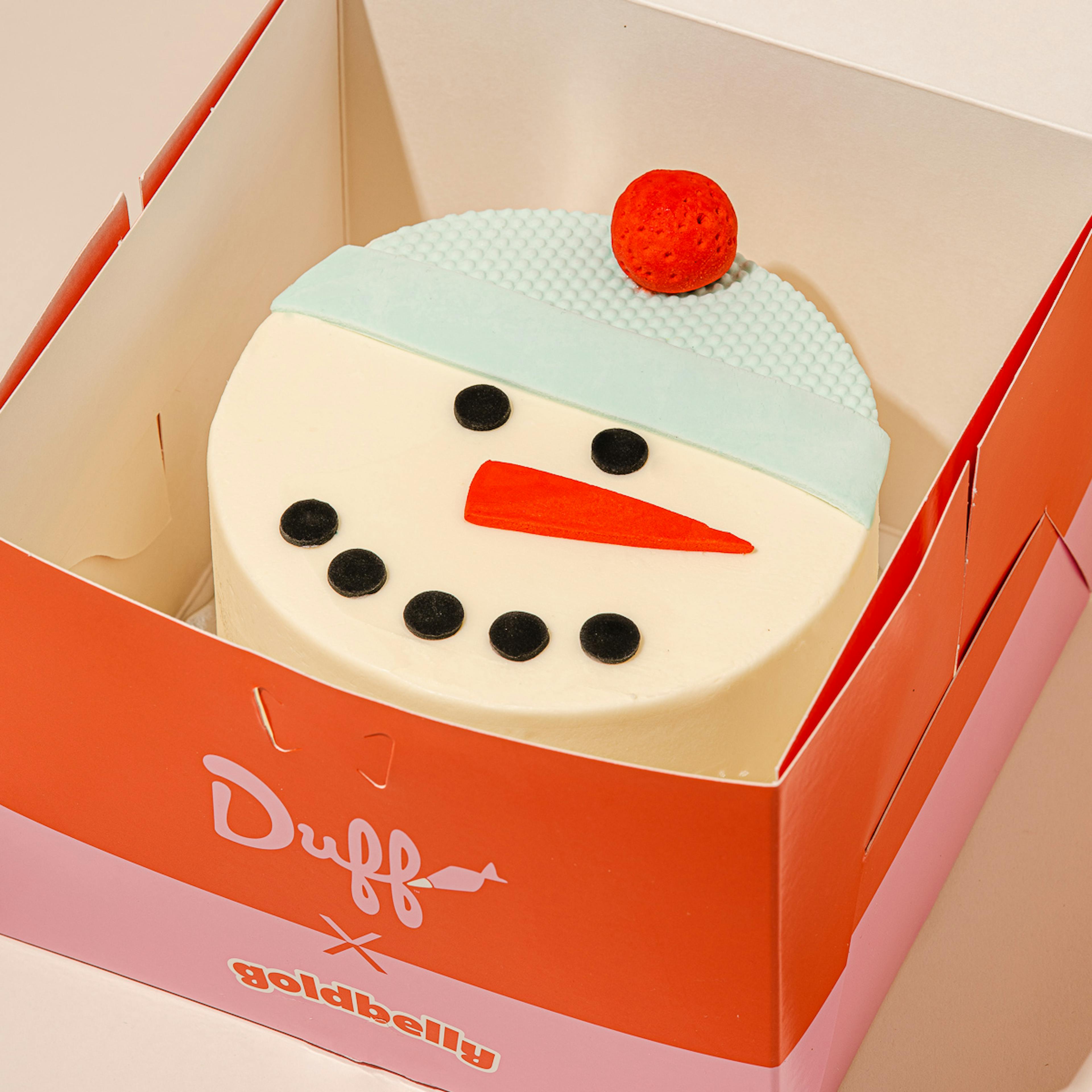 Chocolate Peppermint Snowman Cake by Duff Goldman - Alternate image 3